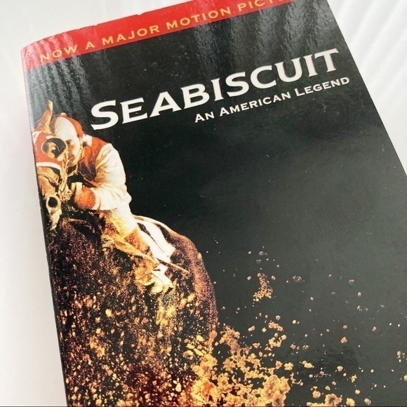 𝅺3/$20 Random House SEABISCUIT by Laura Hillenbrand - Picture 3 of 7